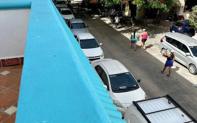 Plaza Nardos Hotel & Suites