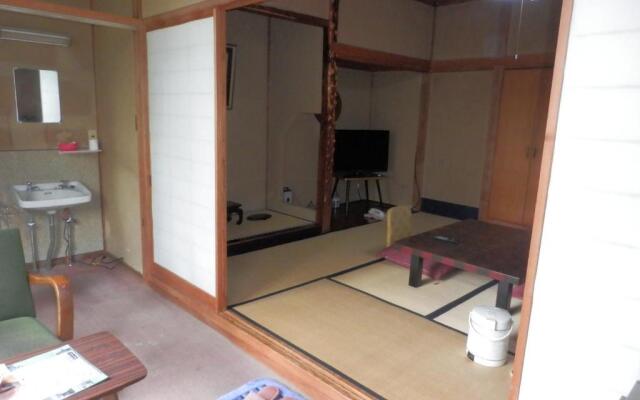 Maruka Ryokan