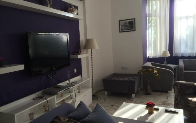 Cenk Bey Hotel
