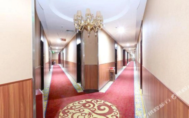 Rapheal Hotel