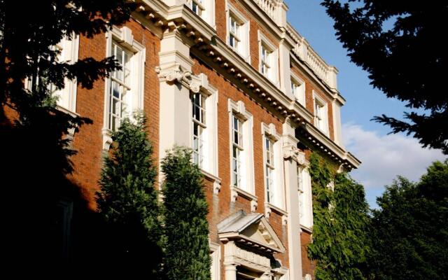 Swinfen Hall Hotel