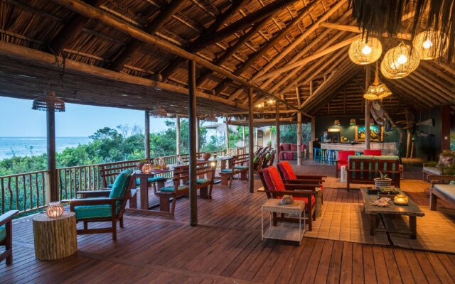 Machangulo Beach Lodge