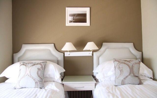 Leisure Bay Luxury Suites