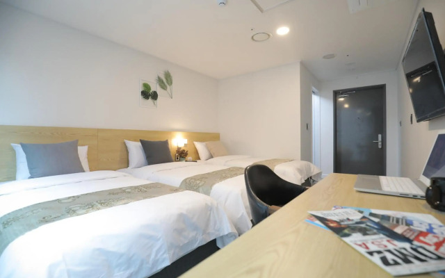 Line Hotel Myeongdong