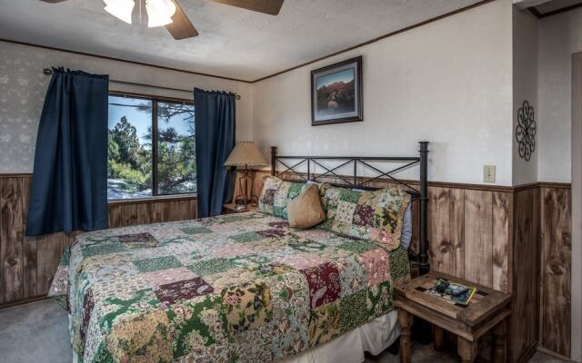 An Amazing View - Three Bedroom Cabin