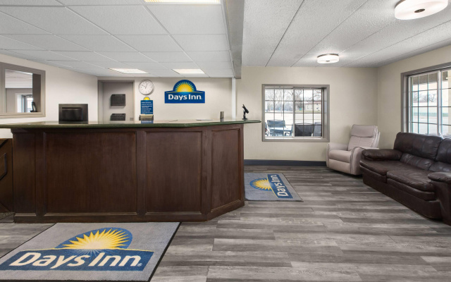 Days Inn by Wyndham Pierre
