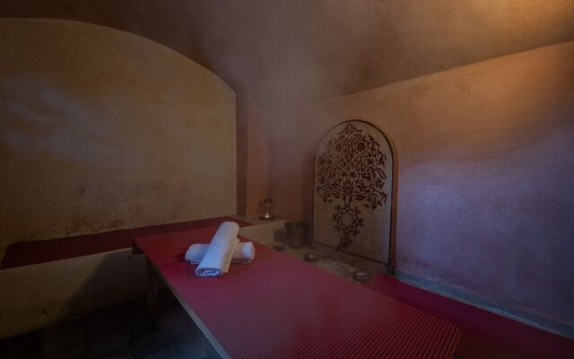 Al Riad Inou