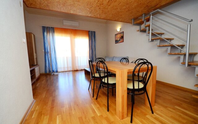 A7 - apt With 2 Balconies, 5 min Walking to Beach