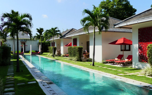 Rouge Bali - Lounge Bar, Villas & Spa