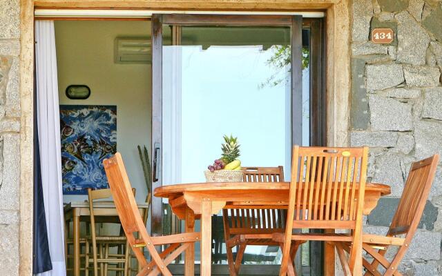 Flat in Castiadas Costa Rei with garden, balcony or terrace