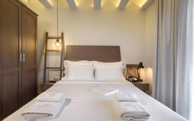 Hotel Pyrgos Boutique & Suites