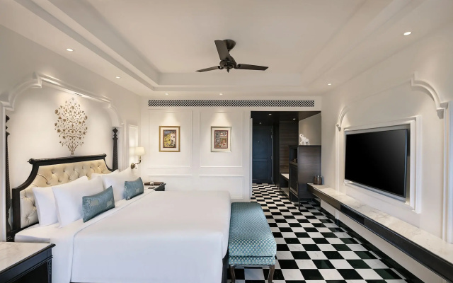 Aurika, Udaipur - Luxury by Lemon Tree Hotels