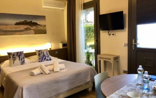 International Rooms  Apartments