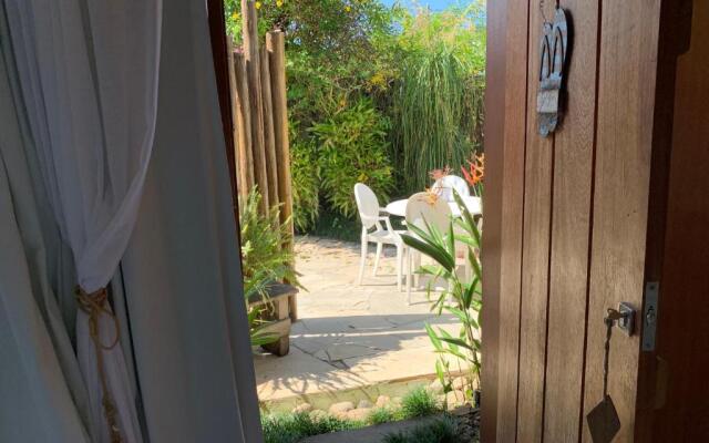 Almas Gêmeas suíte com cozinha praia da Ribeira