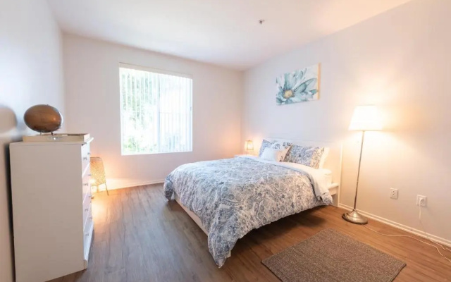 Elite 2BR Apartment at Venice Marina Del Rey