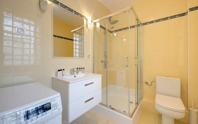 Dom & House - Apartments Monte Cassino City Center