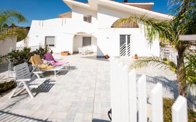 Villa Trinacria Apartments