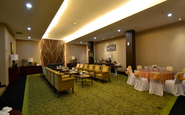 IPB Hotel And Convention Center