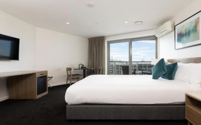 Nesuto Stadium Hotel and Apartments