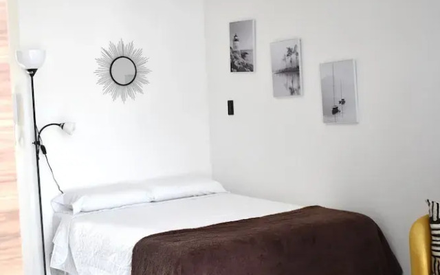 Xoe Mini-suites and Apartments