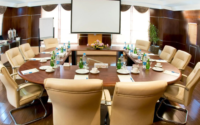 Retaj Al Rayyan Hotel