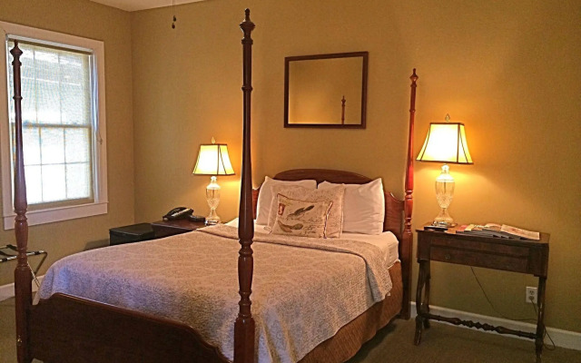 Barksdale House Inn
