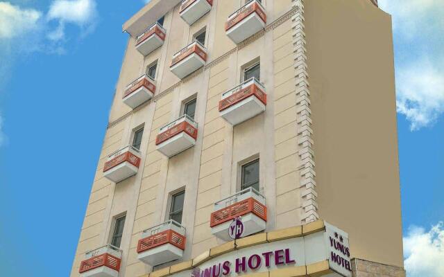 Yunus Hotel