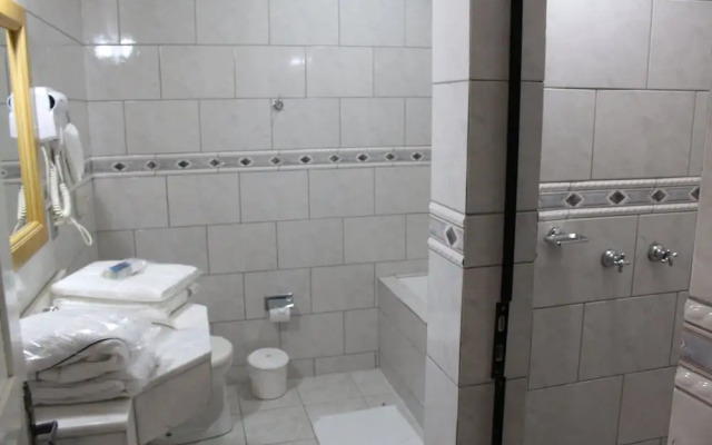 Motel Avenida - Adult Only