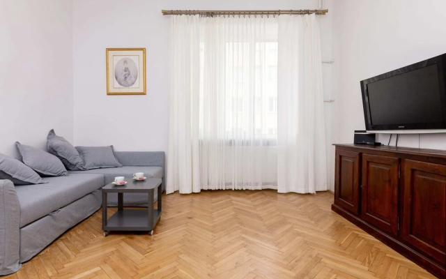Powisle 2 - Bedroom Apartment