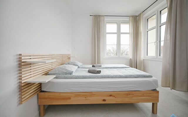 Bianco by 3City Rentals