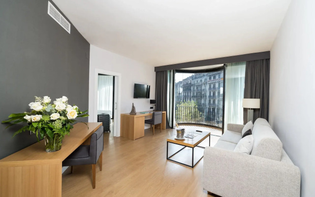 Guitart Grand Passage