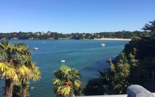 T2 50m du marchéplagesjardin privérue calme
