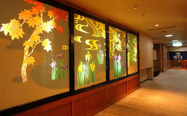 Yuraku Hotel