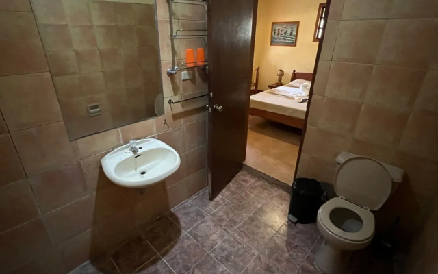 Garden of Eden Dive Resort