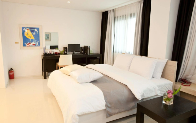 Yuwon Hotel