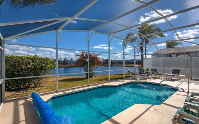 Eagle Pointe-ru1105