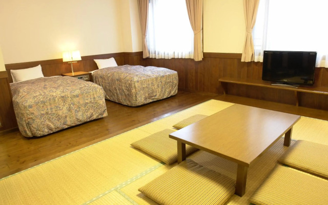 Rakuchin Hotel