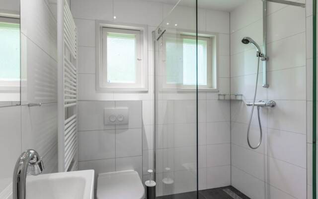 Attractive Holiday Home in Vrouwenpolder With Fenced Garden