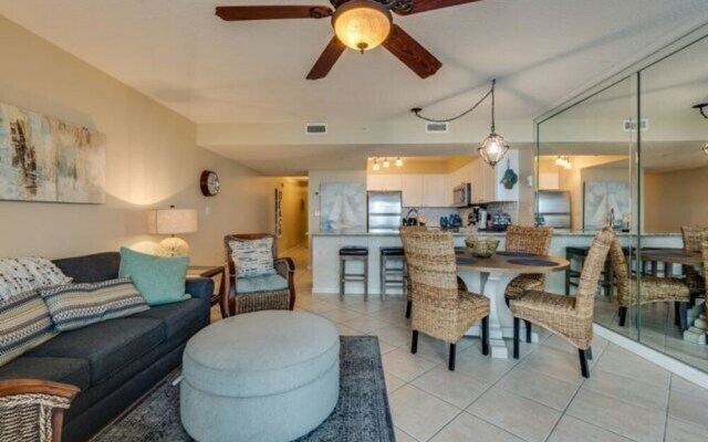 Pelican Beach 102 1 Bedroom Condo