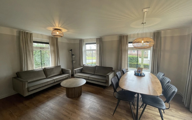 Cozy Furnished House with Garden near Nature Reserve