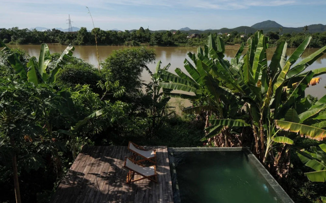 Scarlet Pavilion Homestay