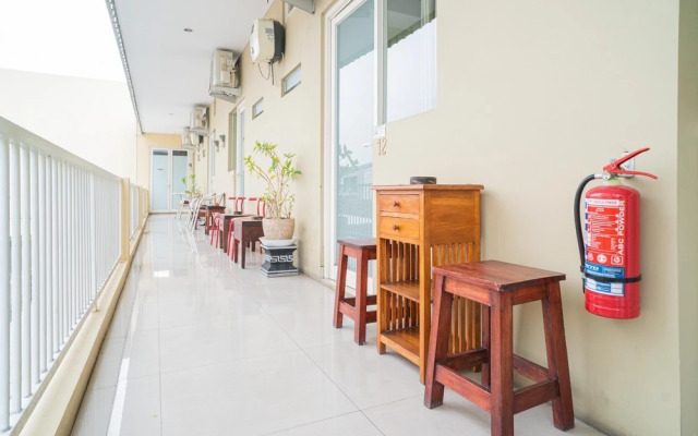 RedDoorz Syariah near Suncity Mall Sidoarjo