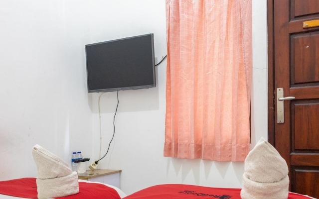 RedDoorz Syariah @ Dewandaru Malang