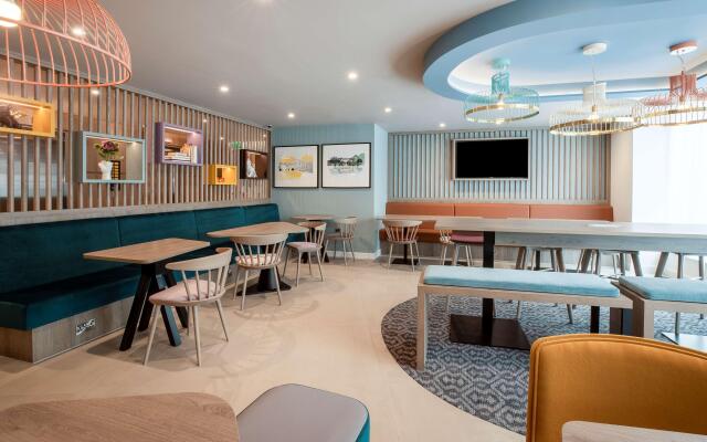 Hampton by Hilton Bath City