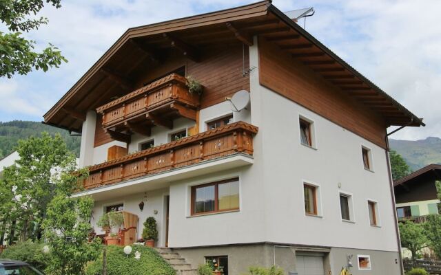 Cozy Apartment In Walchen Austria Near Ski Area