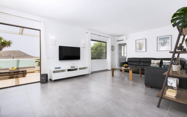 Home2Book Casa Hinode