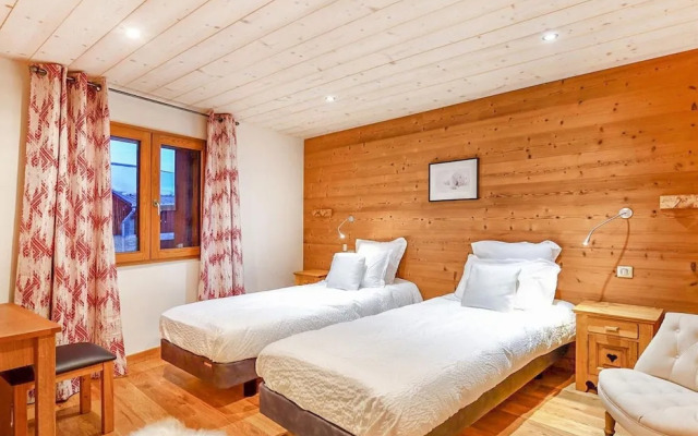 Cosy Chalet in Village of Les Allues