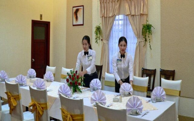 Hoa Binh 2 Hotel