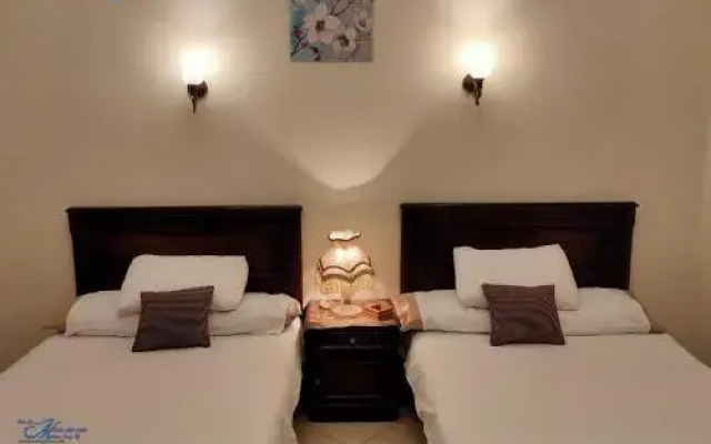 Triomphe Hotel