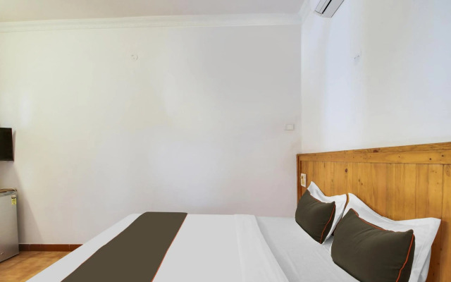 Collection O 70211 Hotel Bay 11